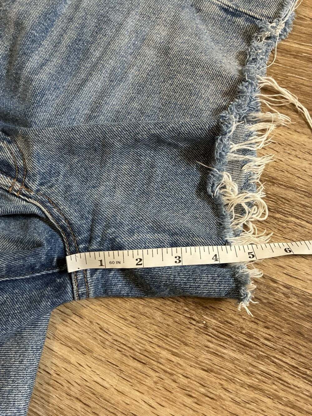 Agolde Parker Long Short in Skywave Size 27 Denim Shorts - Picture 5 of 8
